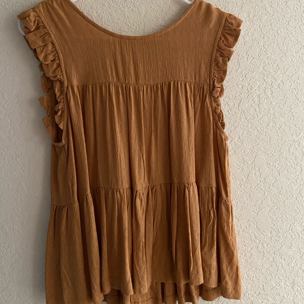American Eagle top
